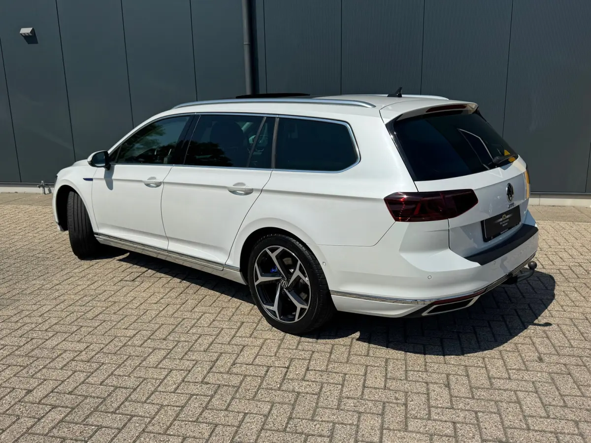 1.4 TSI * Panoramadak * Navigatiesysteem * Trekhaak *