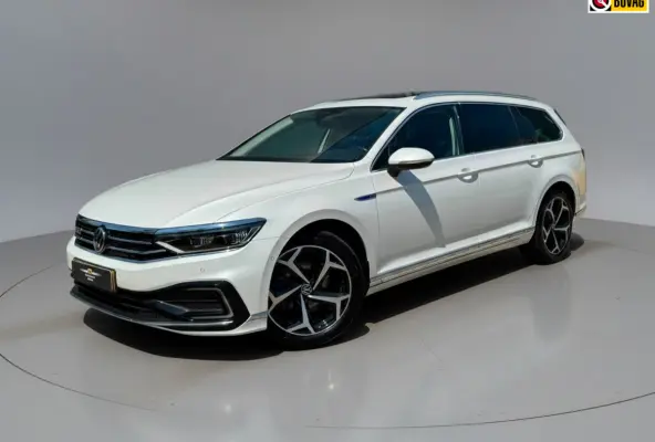 1.4 TSI * Panoramadak * Navigatiesysteem * Trekhaak *
