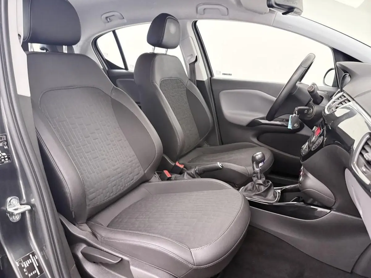 1.0 Turbo Innovation Trekhaak/Ecc/17inch/H.Leder