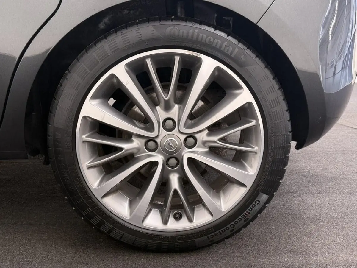 1.0 Turbo Innovation Trekhaak/Ecc/17inch/H.Leder