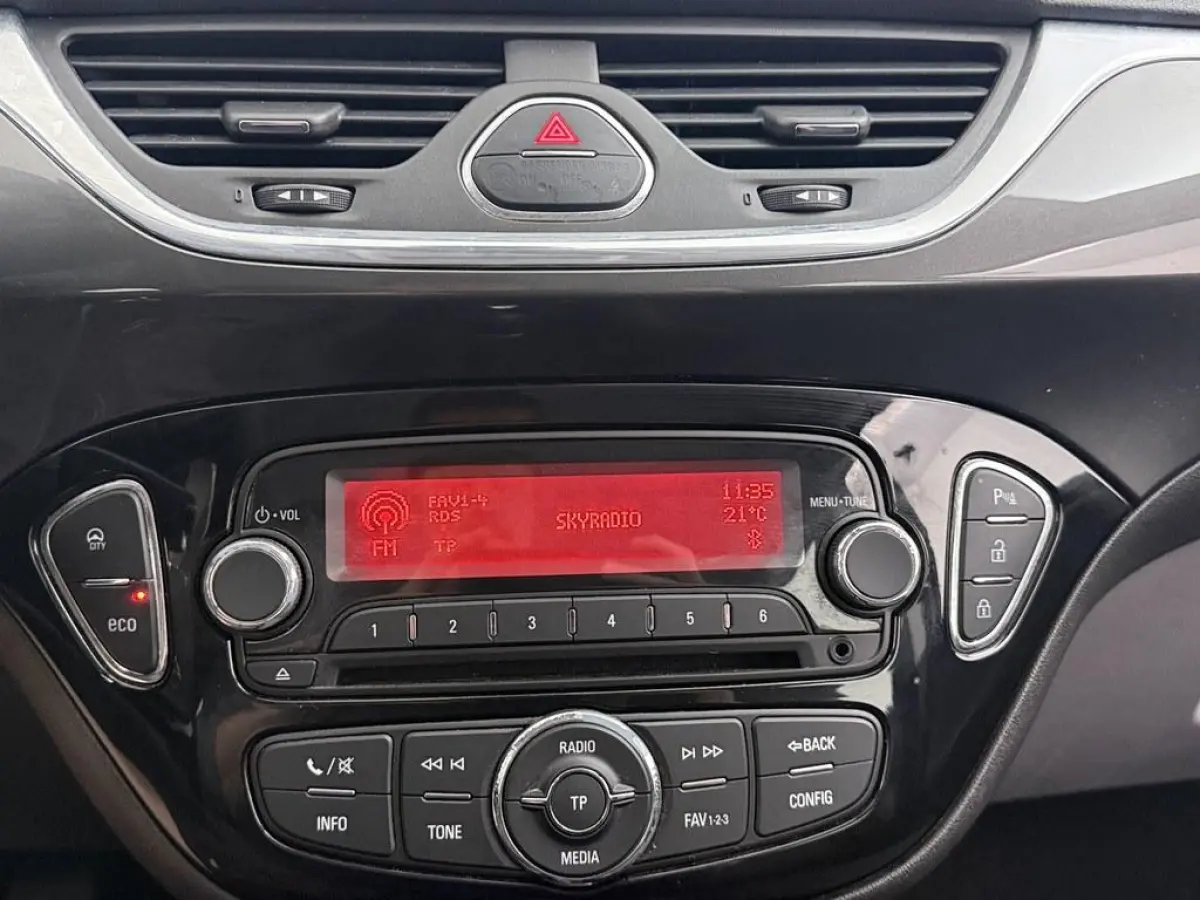 1.0 Turbo Innovation Trekhaak/Ecc/17inch/H.Leder