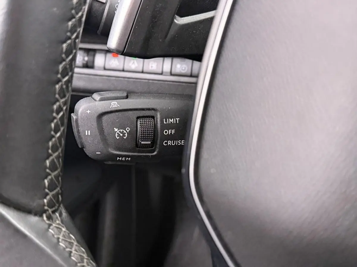 1.6T HYbrid 225Pk BL. Allure Camera/Nav/Keyless/ Ad.Cruise/Led/CarPlay/Blindspot