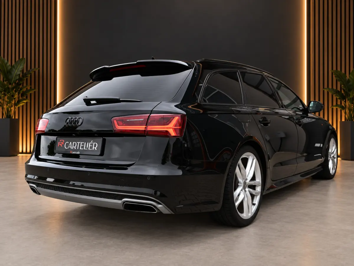 1.8 TFSI S-Line | Alcantara | Led | Cruise | Trekhaak | PDC | Navi | Stoelverwarming | Elektrische Achterklep | F1 Flippers