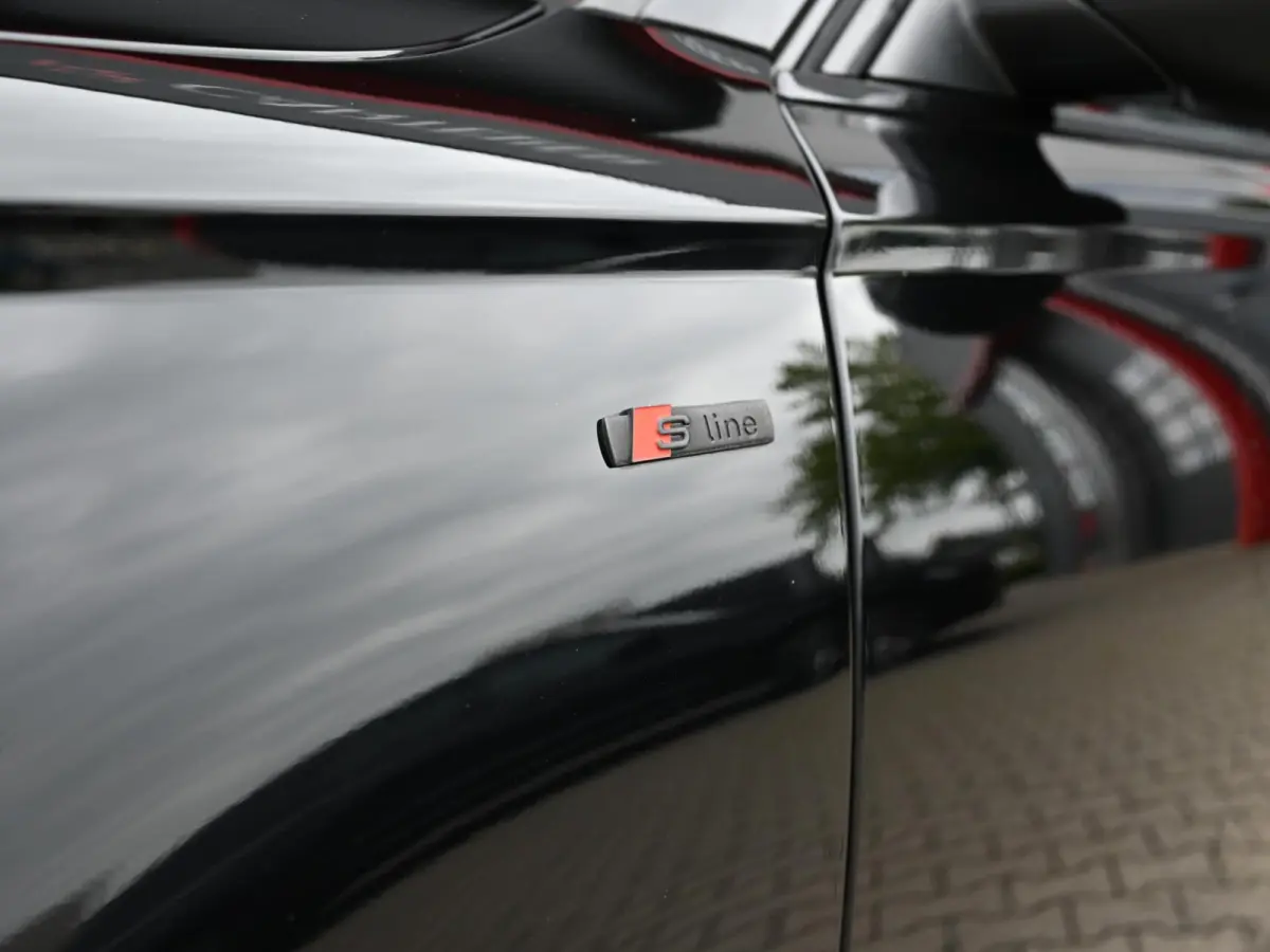 1.8 TFSI S-Line | Alcantara | Led | Cruise | Trekhaak | PDC | Navi | Stoelverwarming | Elektrische Achterklep | F1 Flippers