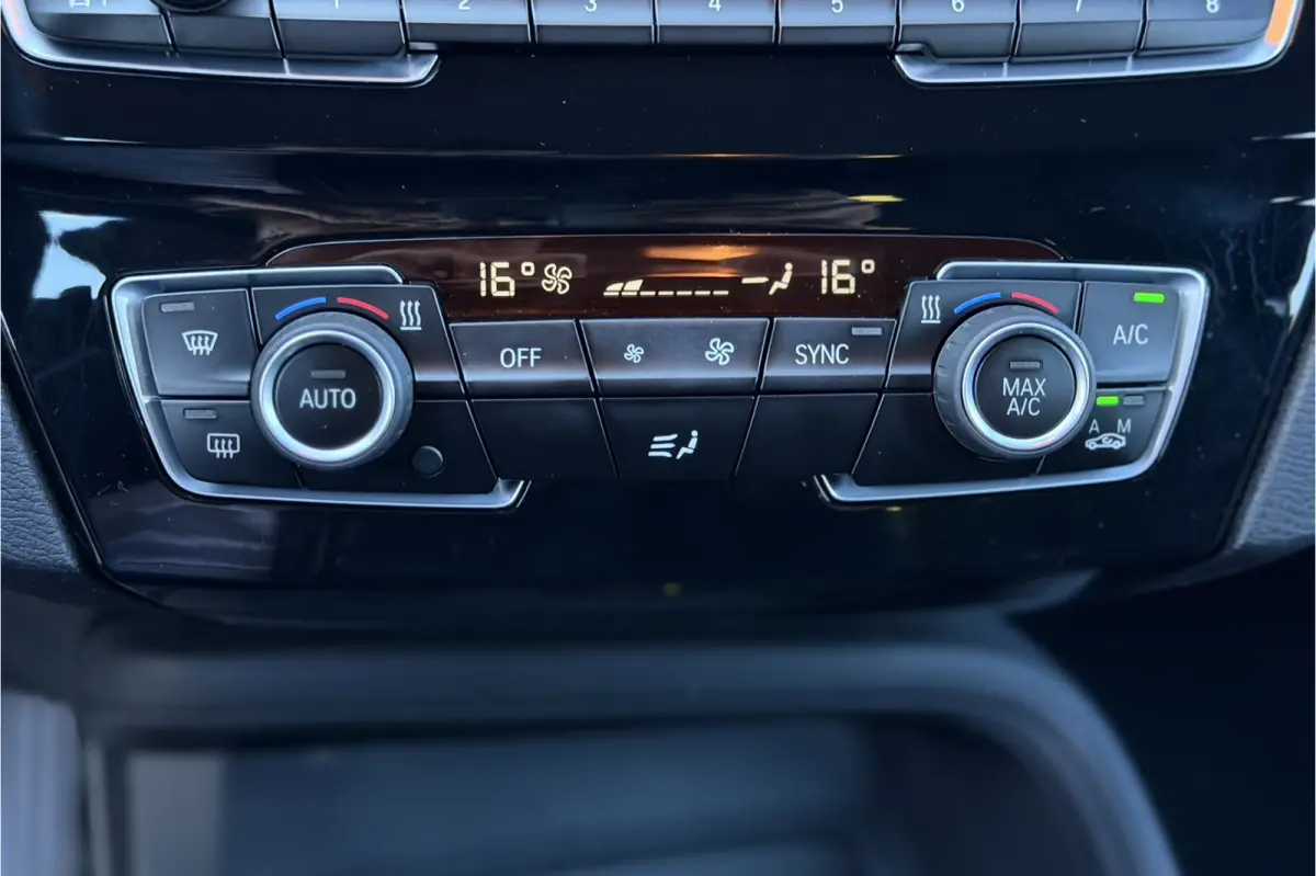 xDrive25e | Sportstoel | Camera | Comfort Access | LED | Elektrische Klep | 35X op voorraad