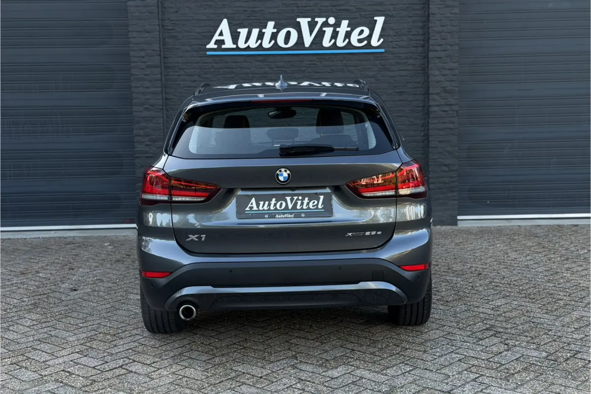 xDrive25e | Sportstoel | Camera | Comfort Access | LED | Elektrische Klep | 35X op voorraad