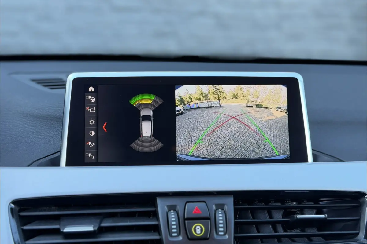 xDrive25e | Sportstoel | Camera | Comfort Access | LED | Elektrische Klep | 35X op voorraad
