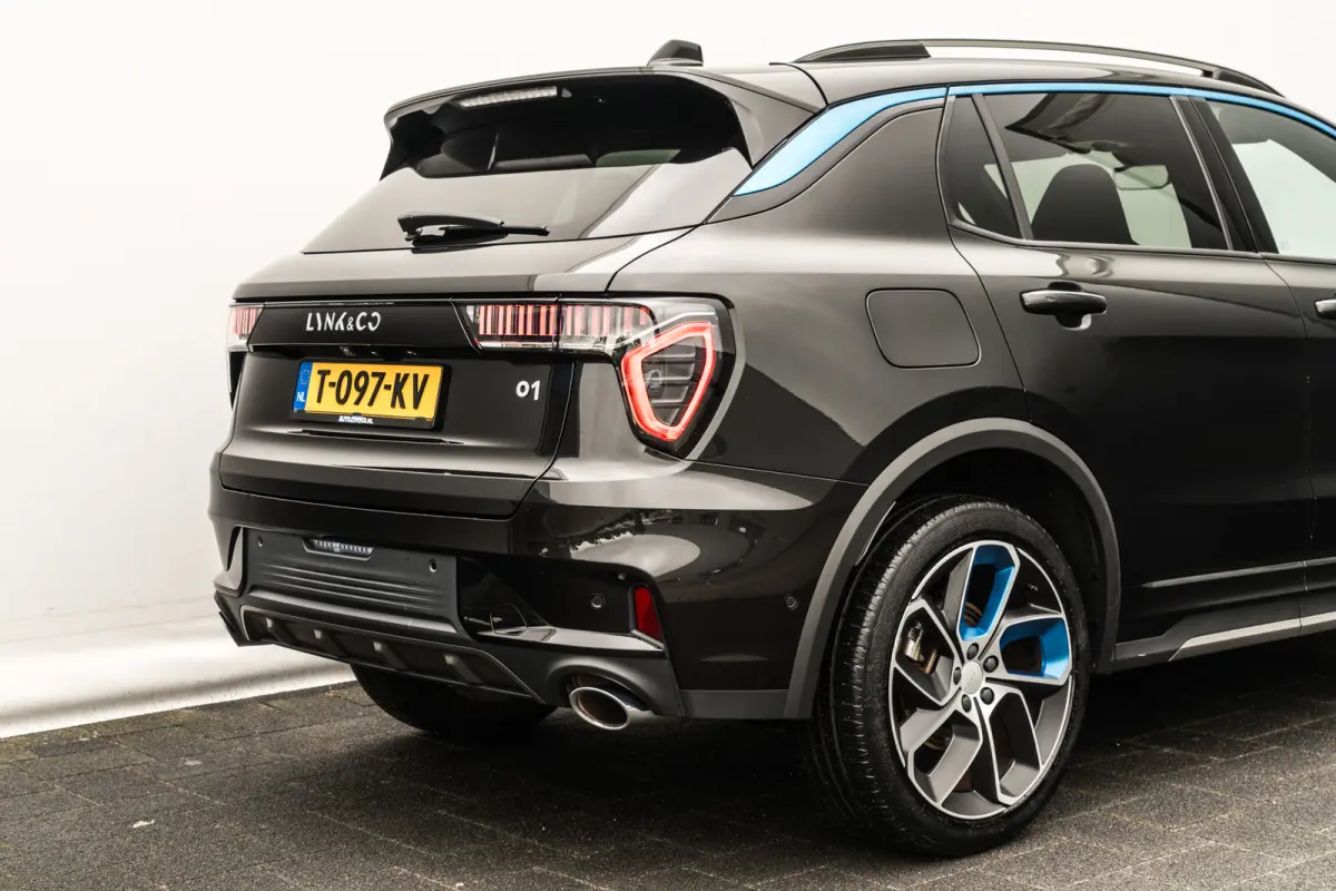 1.5 Plug-in Hybrid 262 Pk I Zwarte Hemel I Panoramadak I 75 km Elektrisch I 360 Camera I Infinity Audio I Full Map Navi I NL Auto I 20 inch. LMV l 1e eigenaar