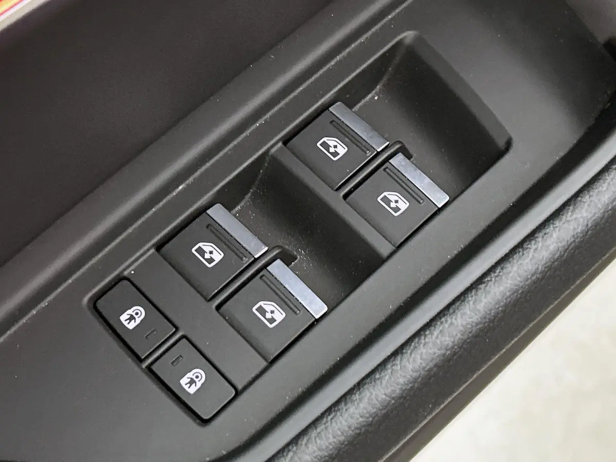 55 quattro S Edition 115 kWh 408 PK | S-line l Adaptive Cruise Control l Panoramadak l Luchtvering | Bang & Olufsen Premium 3D l 360 Camera l Trekhaak l Apple Carplay | Android Auto l Privac