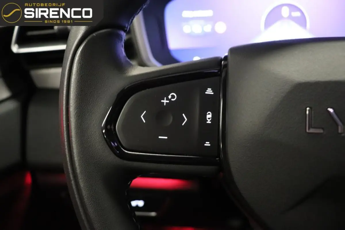 1.5| 360 camera met 3d view | panodak | stoelverwarming |Android auto & Apple carplay |dab | adaptive cruise control | sfeerverlichting |