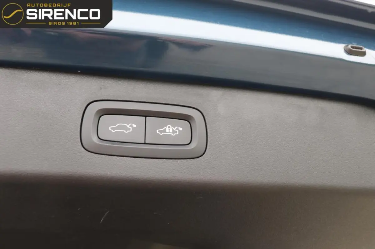 1.5| 360 camera met 3d view | panodak | stoelverwarming |Android auto & Apple carplay |dab | adaptive cruise control | sfeerverlichting |