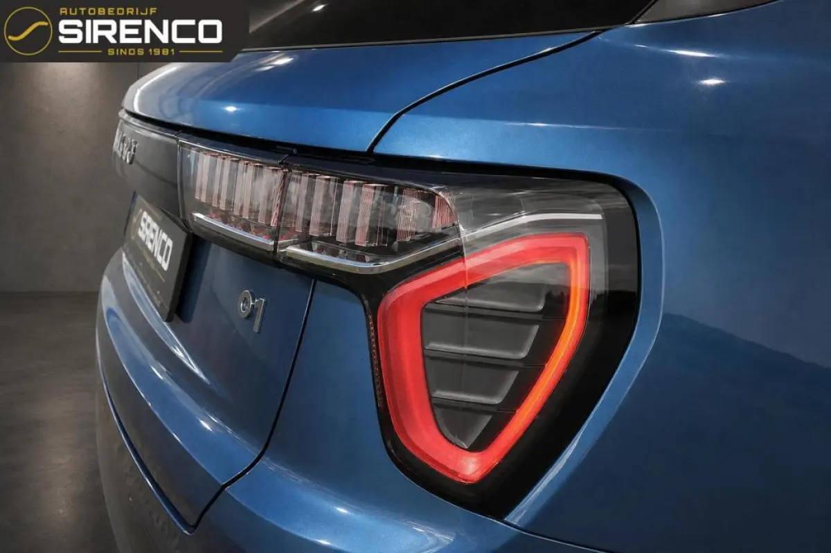 1.5| 360 camera met 3d view | panodak | stoelverwarming |Android auto & Apple carplay |dab | adaptive cruise control | sfeerverlichting |