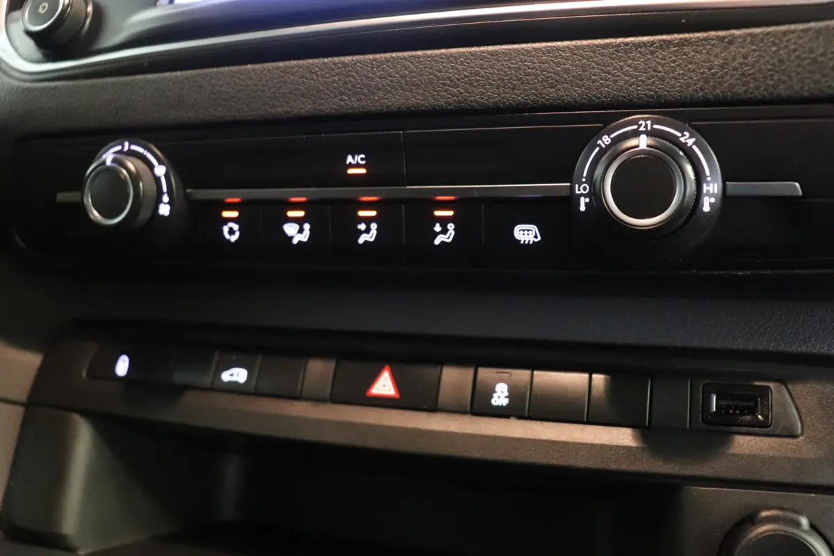 2.0 BlueHDI 122PK L3 EURO 6 - Airco - Navi - Cruise - €9.950,- Excl.