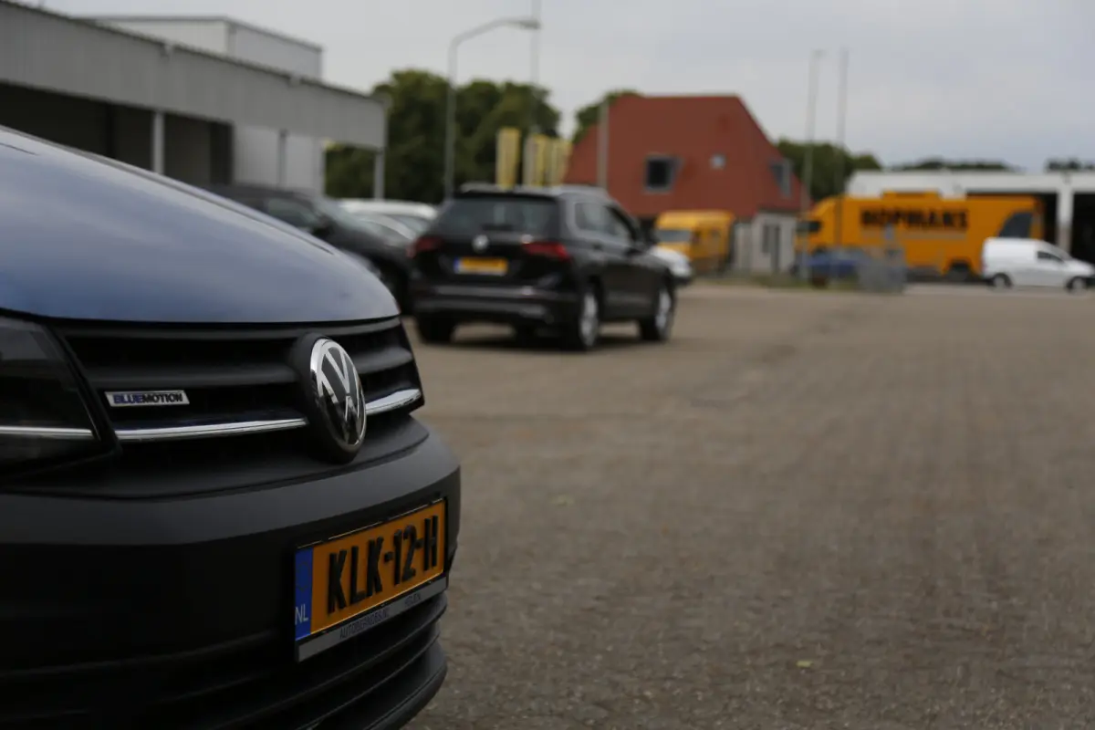 1.4 TGI Trendline 5 Persoons Automaat*Perfect VW Onderh.*Trekhaak/2x zijschuifdeur/Leder/Stoelverw./Climate-Control/Parkeersens.V+A*