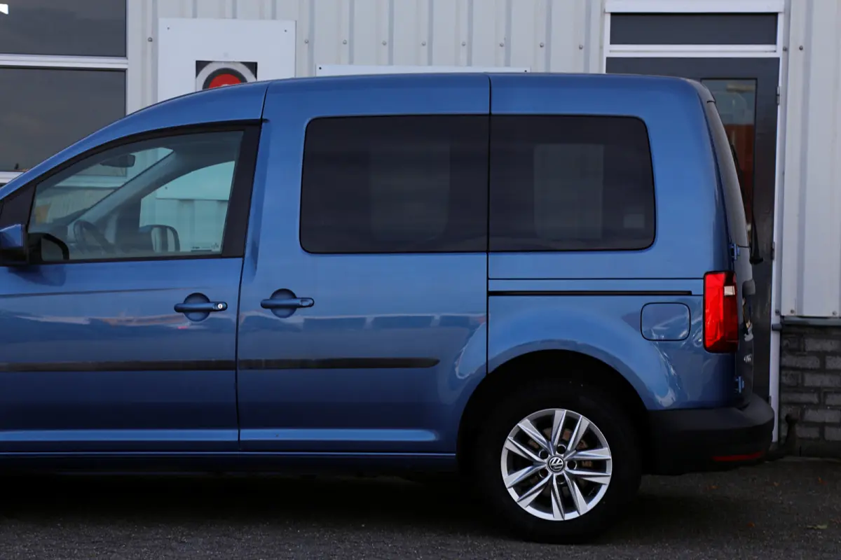 1.4 TGI Trendline 5 Persoons Automaat*Perfect VW Onderh.*Trekhaak/2x zijschuifdeur/Leder/Stoelverw./Climate-Control/Parkeersens.V+A*