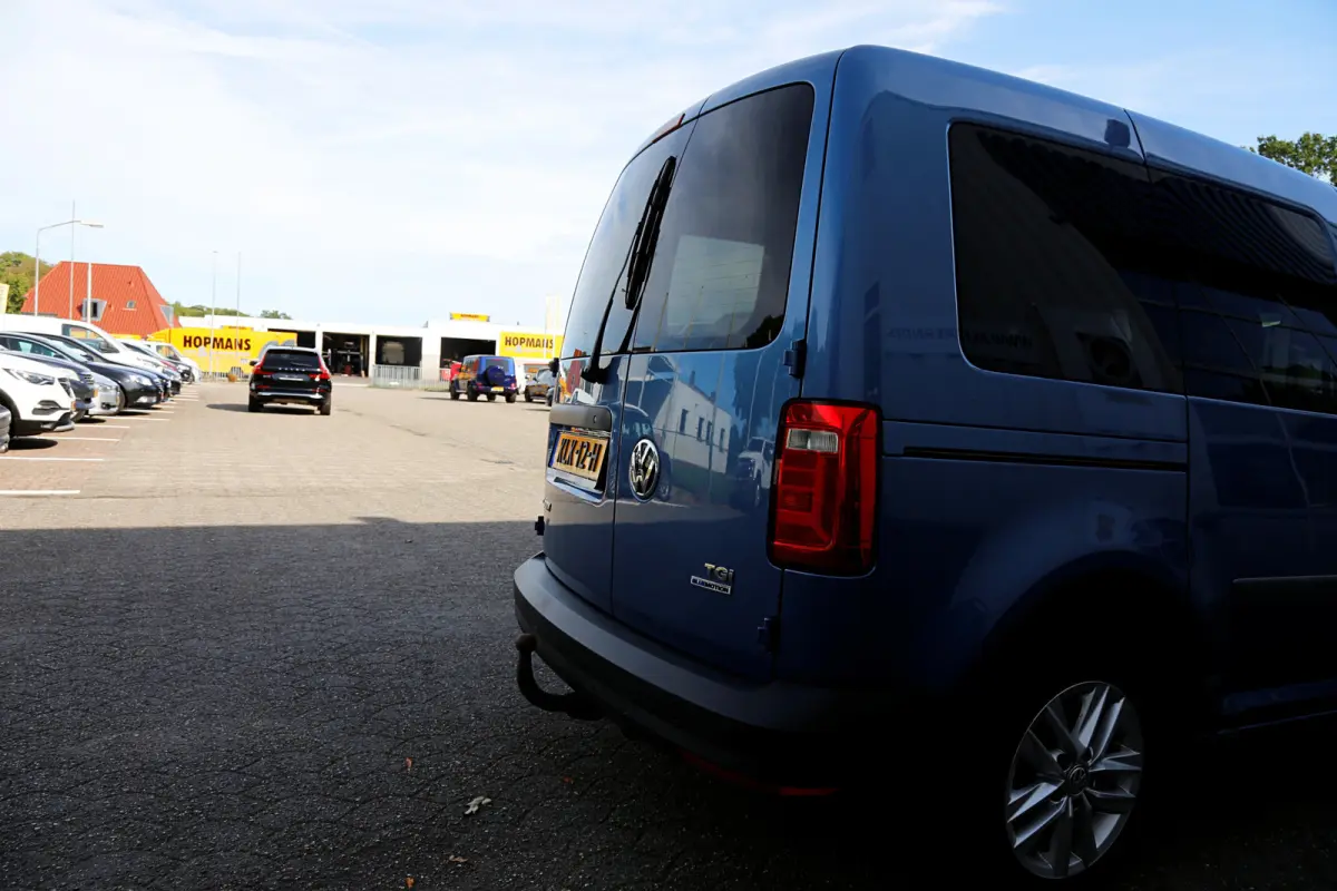1.4 TGI Trendline 5 Persoons Automaat*Perfect VW Onderh.*Trekhaak/2x zijschuifdeur/Leder/Stoelverw./Climate-Control/Parkeersens.V+A*