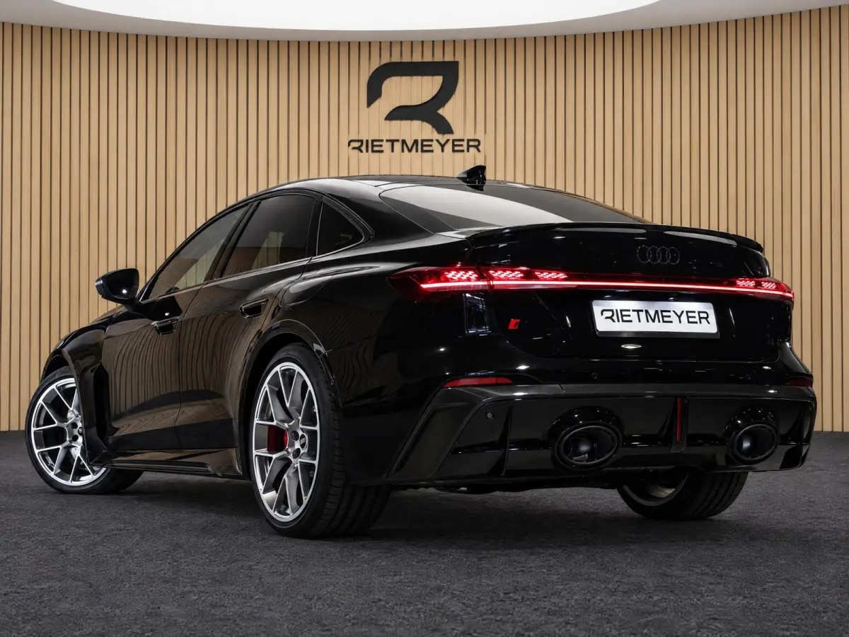 Limousine RS 5 quattro |Keramische |Massage |Stoelkoeling/verwarming |B&O