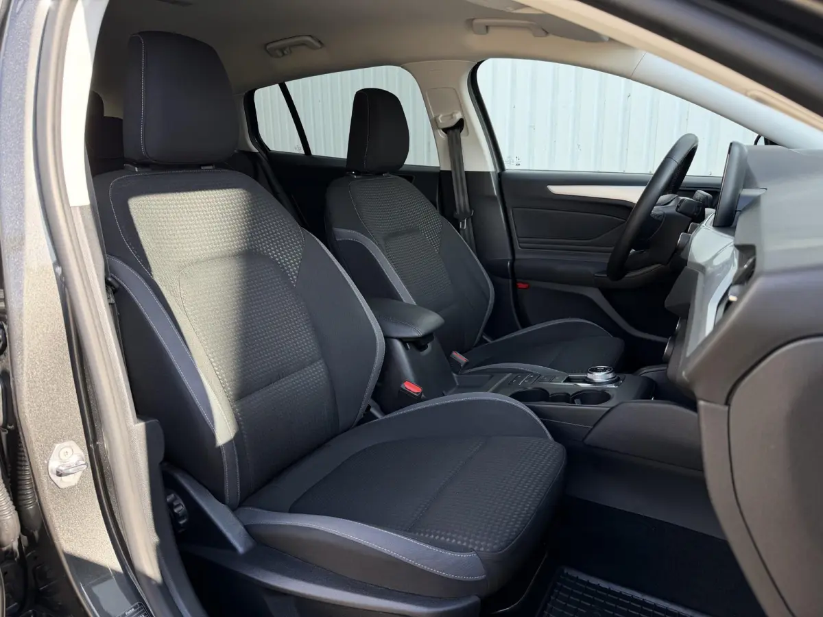 1.0 EcoBoost Titanium X Business | Carplay/Stuur-/Stoel&Voorruitverw./Camera/Cruise Control
