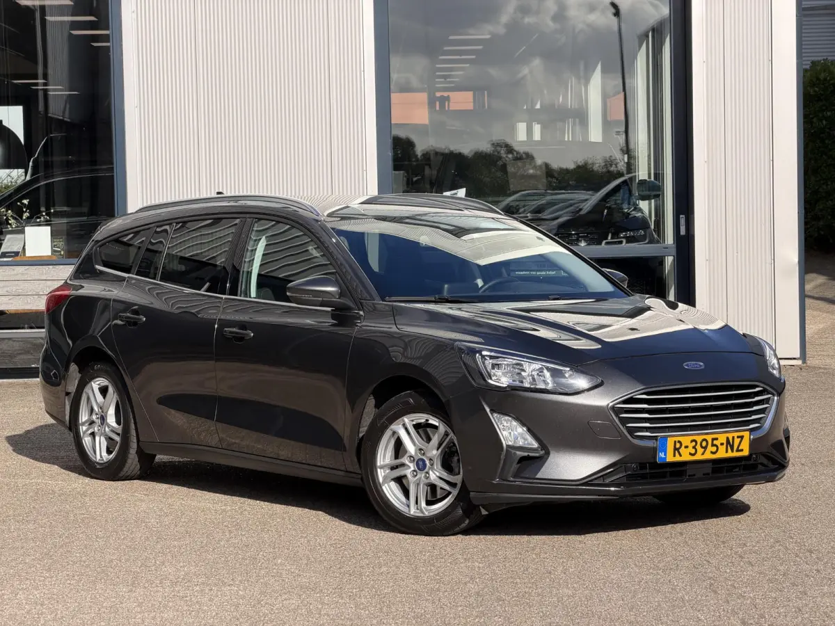 1.0 EcoBoost Titanium X Business | Carplay/Stuur-/Stoel&Voorruitverw./Camera/Cruise Control
