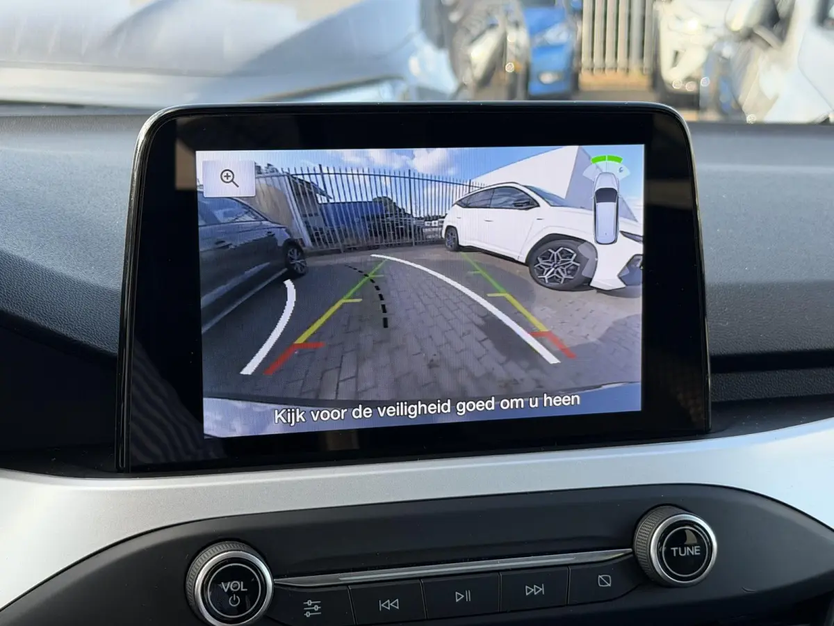 1.0 EcoBoost Titanium X Business | Carplay/Stuur-/Stoel&Voorruitverw./Camera/Cruise Control