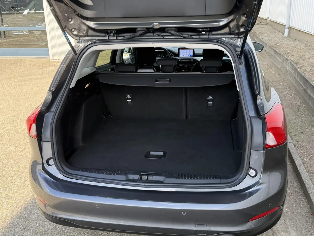 1.0 EcoBoost Titanium X Business | Carplay/Stuur-/Stoel&Voorruitverw./Camera/Cruise Control