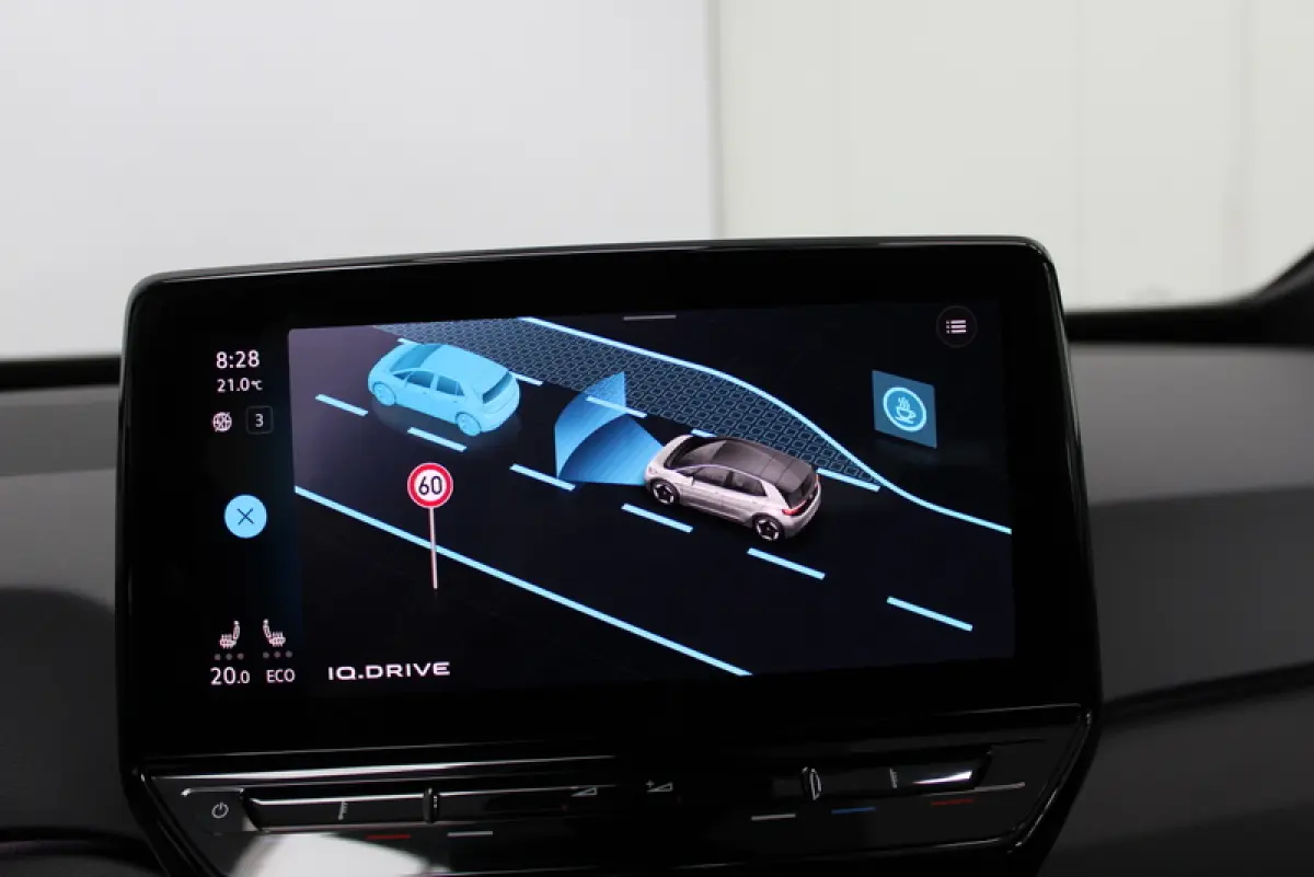 Pro 58 kWh 146PK, RIJKLAAR | SOH 95% | STUUR/STOELVERWARMING | SFEERVERLICHTING | CARPLAY
