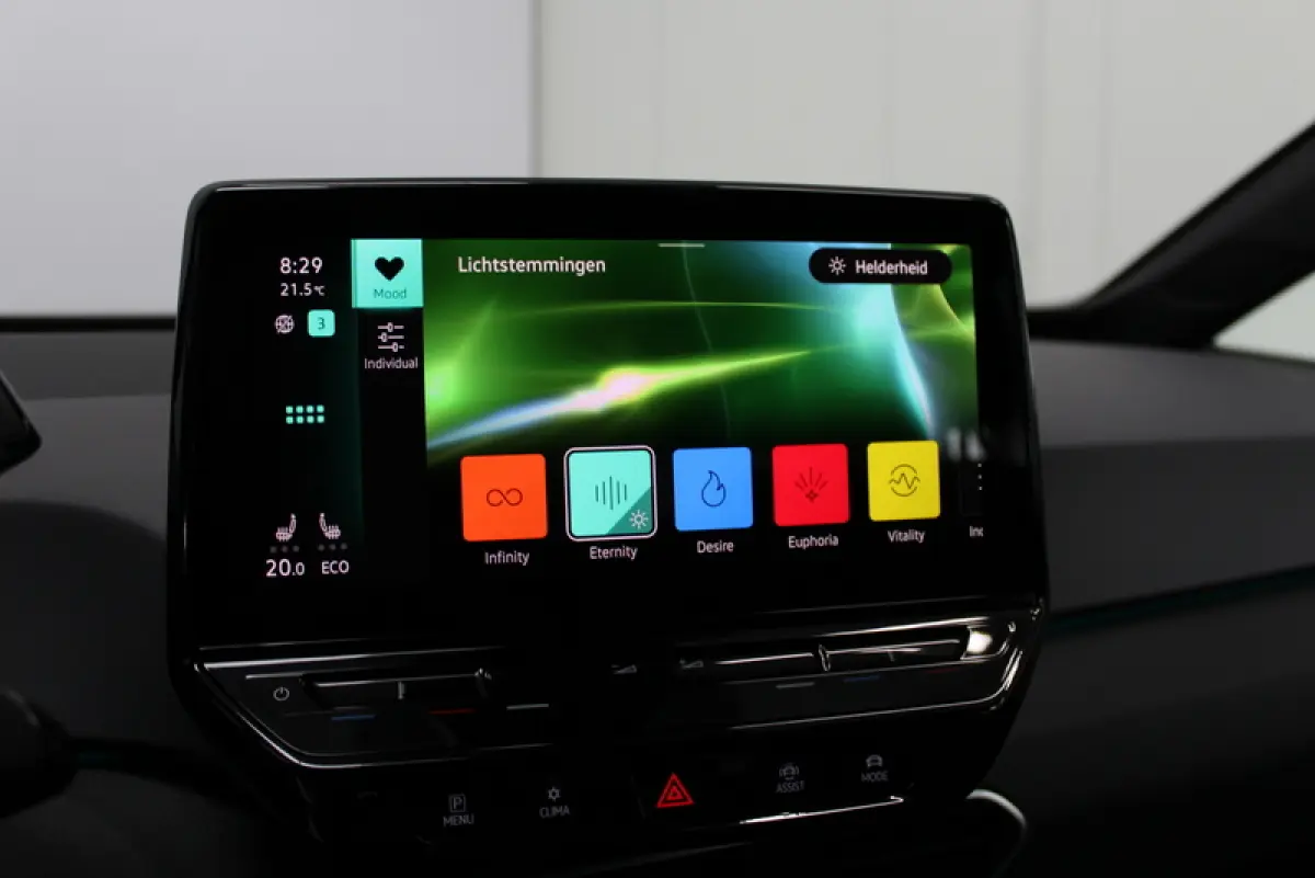 Pro 58 kWh 146PK, RIJKLAAR | SOH 95% | STUUR/STOELVERWARMING | SFEERVERLICHTING | CARPLAY