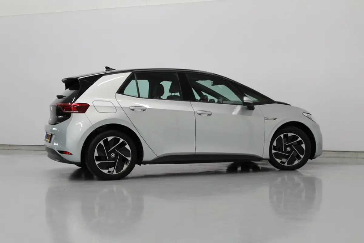 Pro 58 kWh 146PK, RIJKLAAR | SOH 95% | STUUR/STOELVERWARMING | SFEERVERLICHTING | CARPLAY