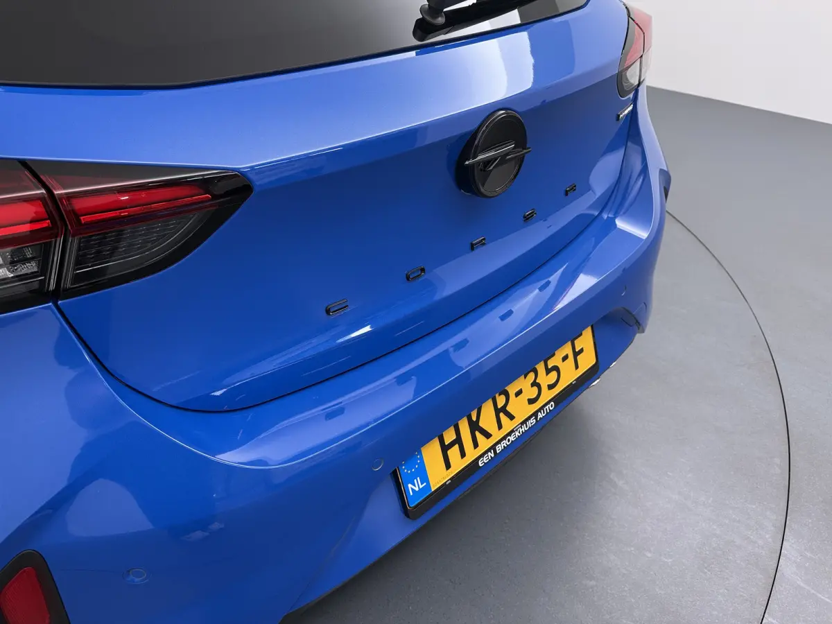 1.2 T. 145 pk Hybrid GS Navigatie / Camera / LED / 16"LMV