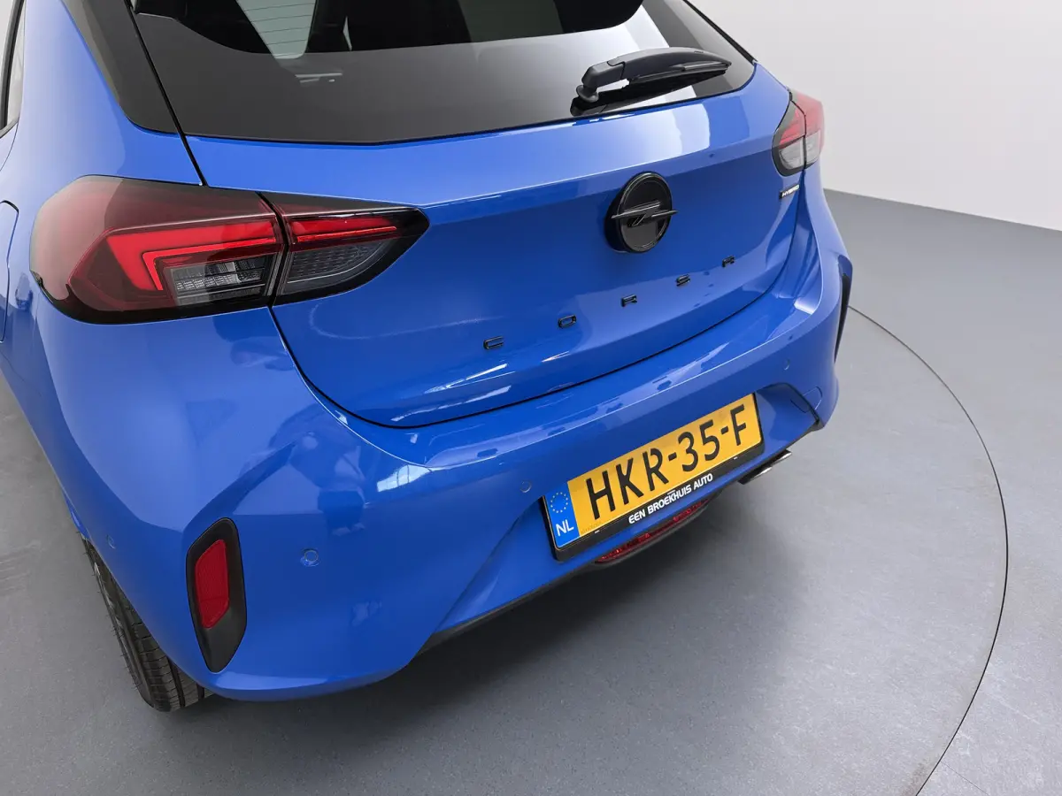 1.2 T. 145 pk Hybrid GS Navigatie / Camera / LED / 16"LMV