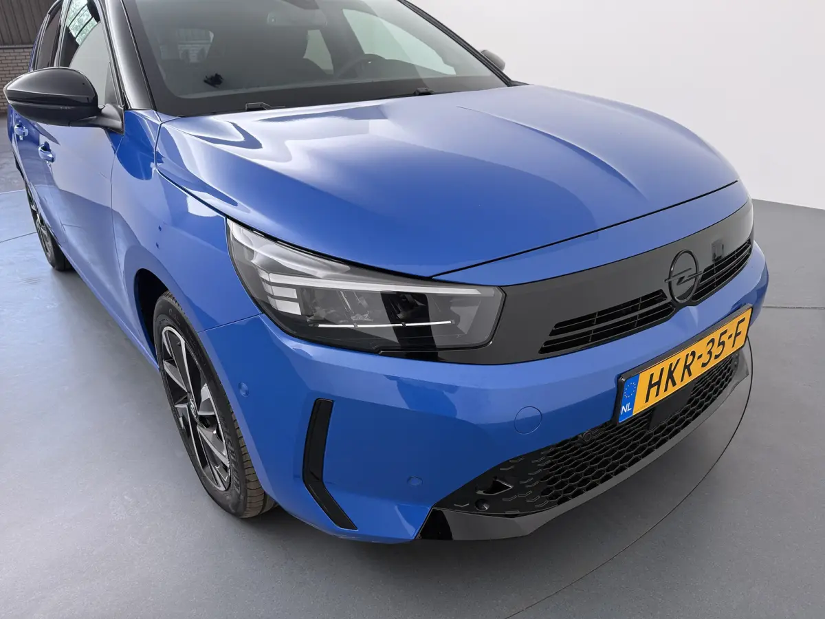 1.2 T. 145 pk Hybrid GS Navigatie / Camera / LED / 16"LMV