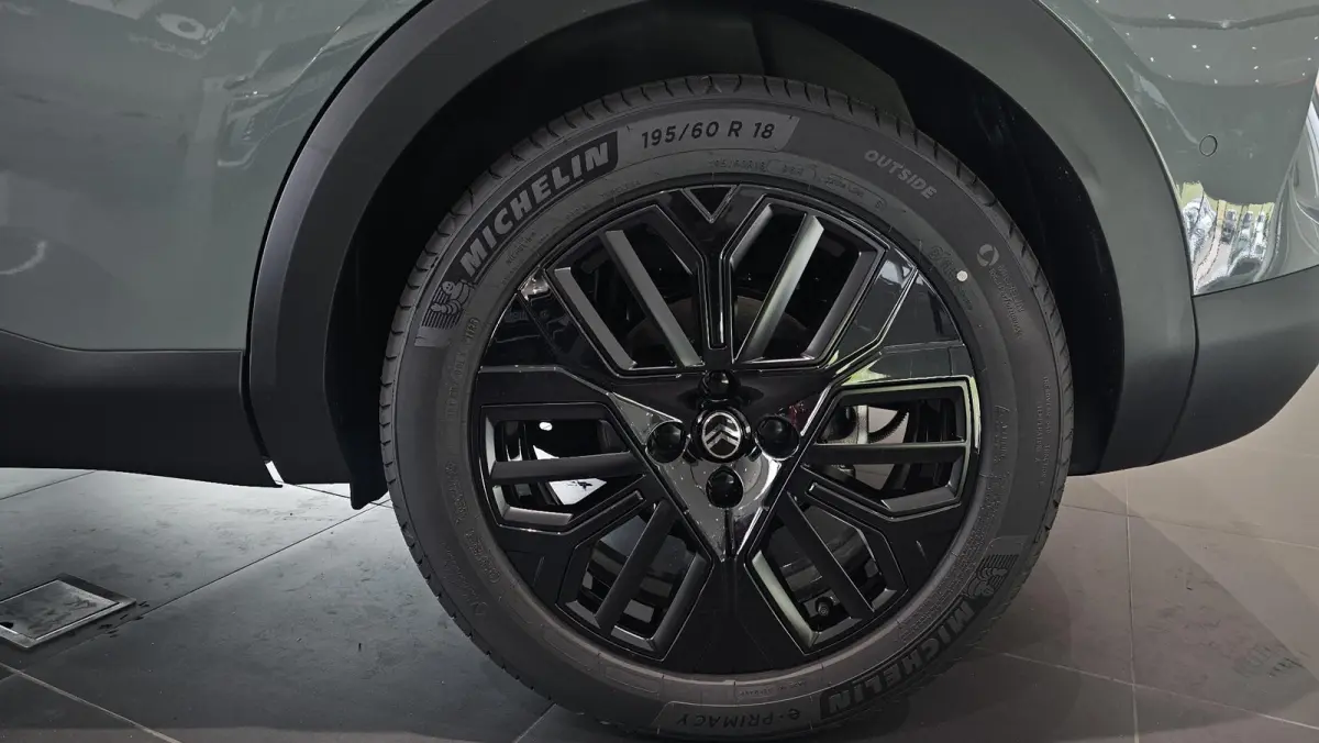 Max 156pk Extended range 54 kWh