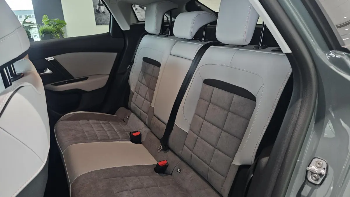 Max 156pk Extended range 54 kWh