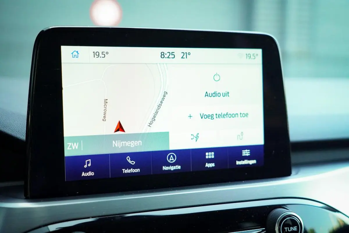 2.5 PHEV Titanium / Trekhaak wegklapbaar / Getint Glas / 18'' / Winterpack II / Incl BTW