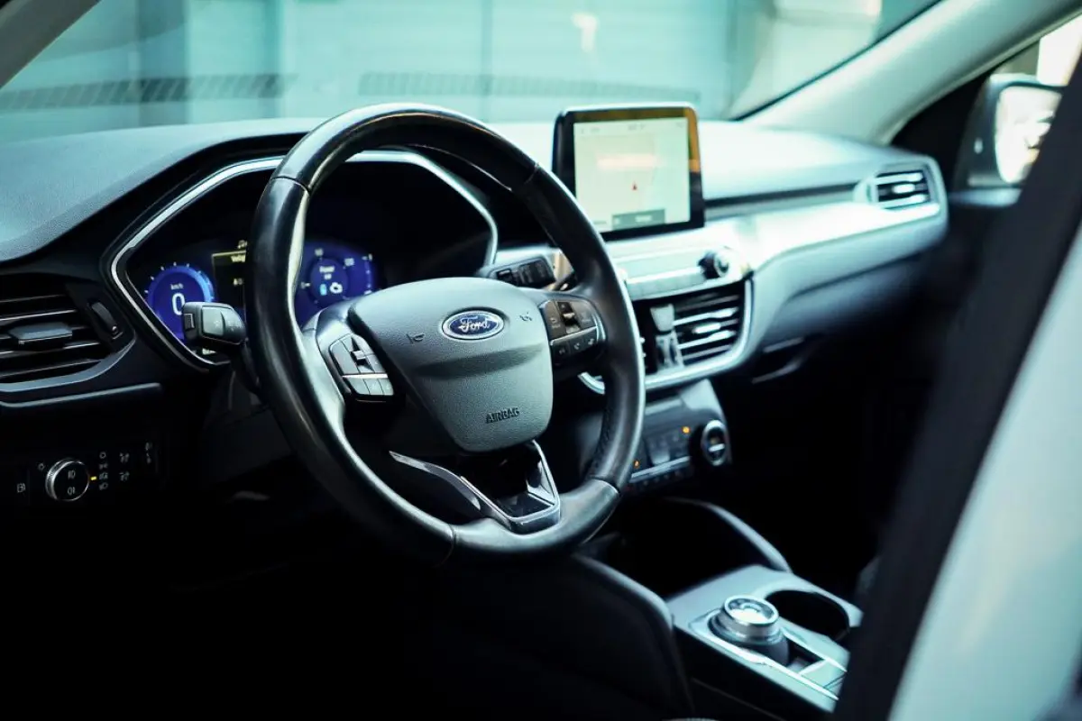 2.5 PHEV Titanium / Trekhaak wegklapbaar / Getint Glas / 18'' / Winterpack II / Incl BTW