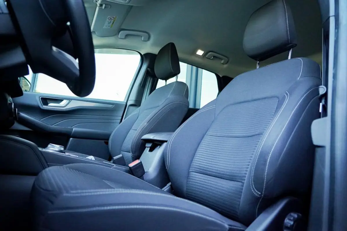 2.5 PHEV Titanium / Trekhaak wegklapbaar / Getint Glas / 18'' / Winterpack II / Incl BTW
