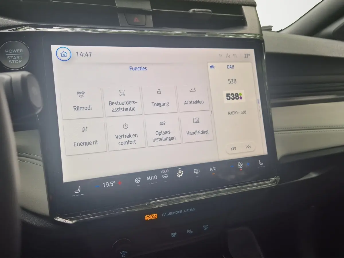 Sound Edition 44 kWh 168pk | B&O Audio | Adaptive Cruise | Dodehoek Detectie | Winter Pack