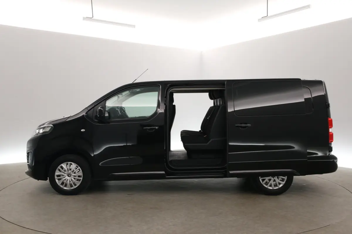 2.0 BlueHDI 145PK L3H1 | Dubbele Cabine | Airco | Camera | Cruise | Carplay | Trekhaak | 2xSchuifdeur
