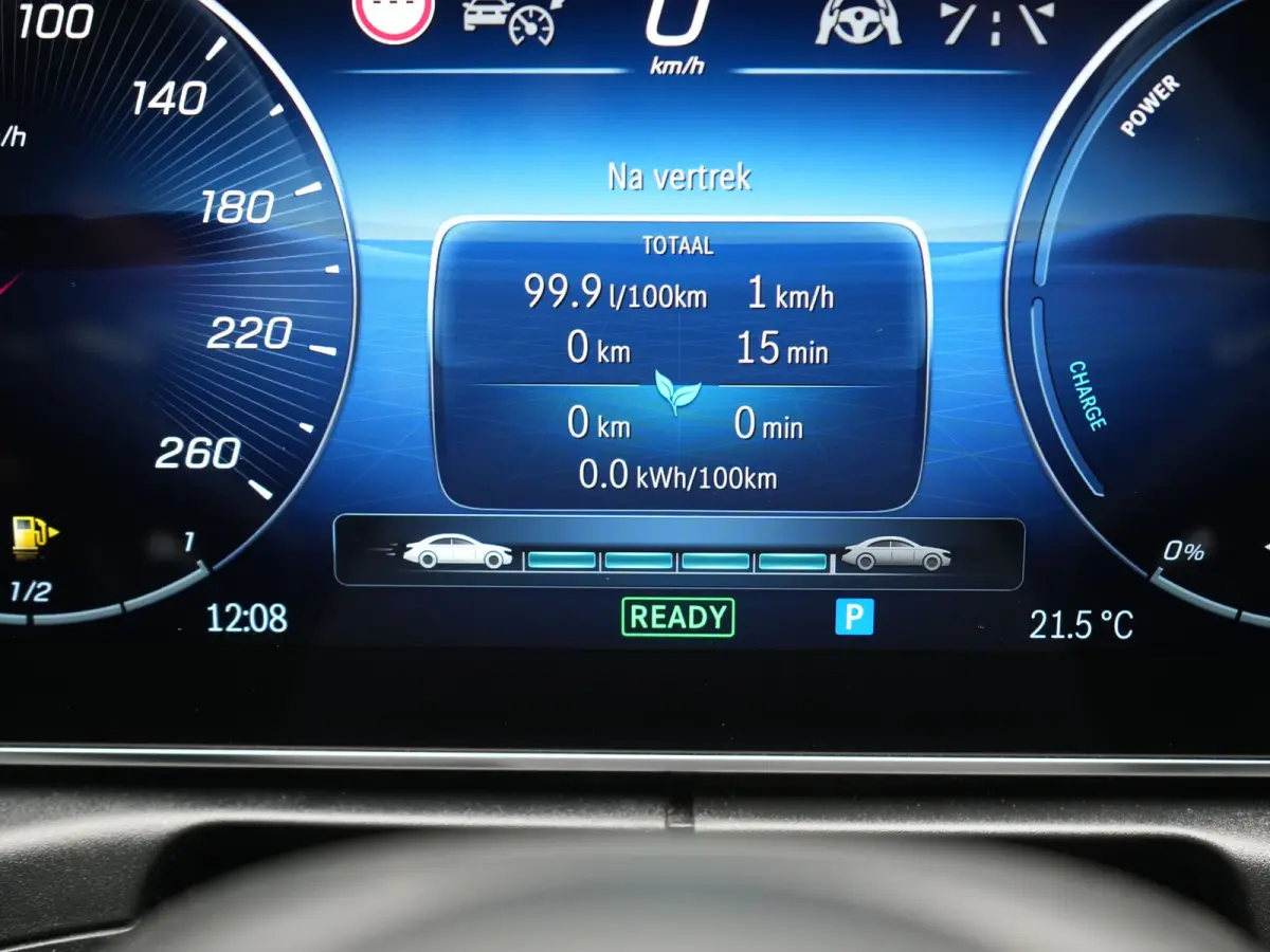 300 e AMG Line PHEV 313pk Dealer O.H | Trekhaak Af Fabriek | Panodak | Alcatara Sportstoelen Memory & Verwarmd | 360 Camera | Adaptive Cruise | Digital LED | BLIS | Sfeerverlichting | Apple 
