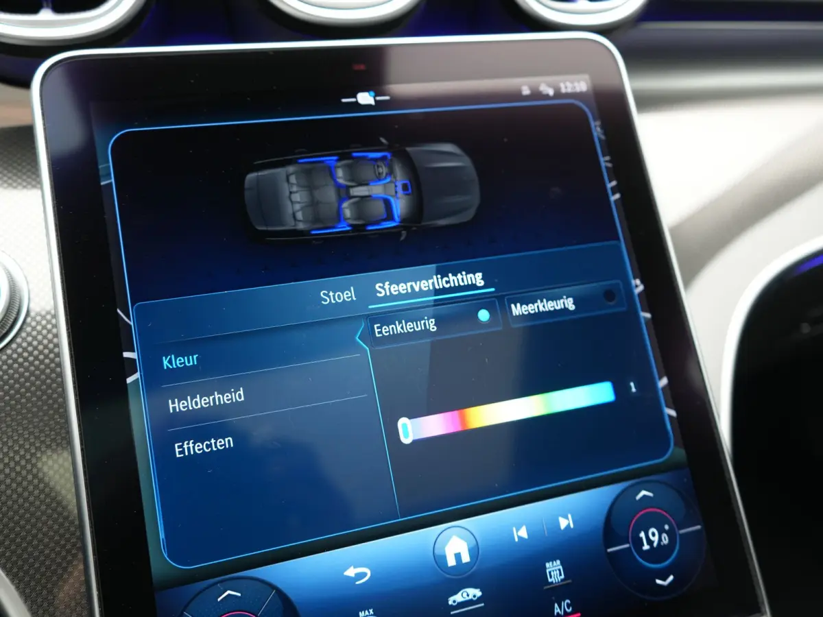 300 e AMG Line PHEV 313pk Dealer O.H | Trekhaak Af Fabriek | Panodak | Alcatara Sportstoelen Memory & Verwarmd | 360 Camera | Adaptive Cruise | Digital LED | BLIS | Sfeerverlichting | Apple 