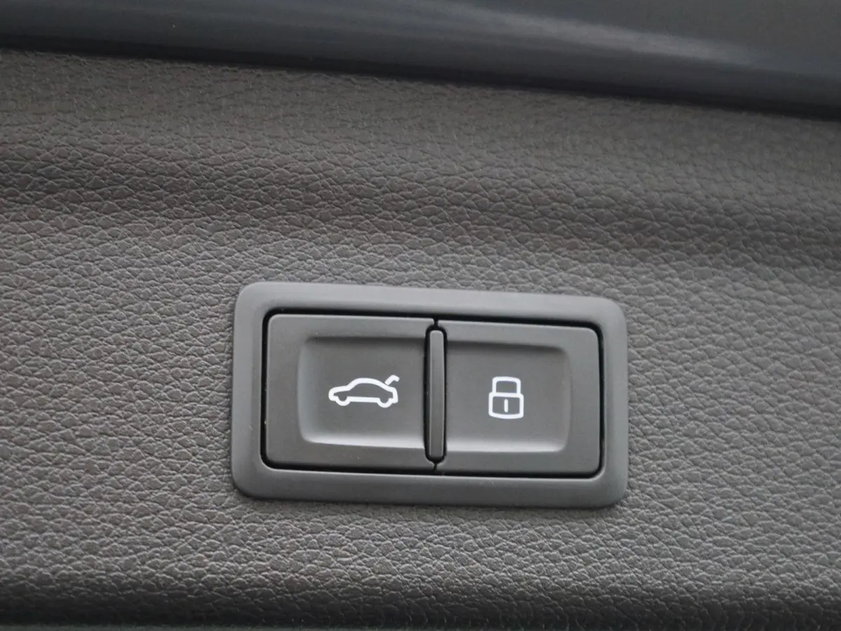 35 TFSI Pro Line | Automaat | Leder | Apple Carplay / Android Auto | Stoelverwarming | Navigatie | 360 Camera | Parkeersensoren | Cruise Control | Elektrische Achterklep | Virtual Cockpit | 