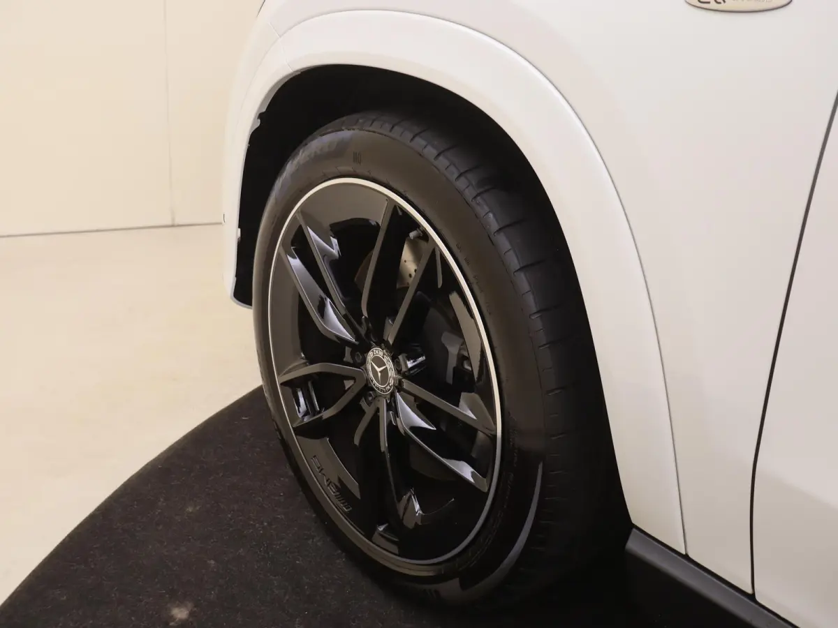 400 e 4MATIC AMG Line / Memory-Stoelen / Panaromadak / Trekhaak / Night-Pakket / Luchtvering / Burmeister /
