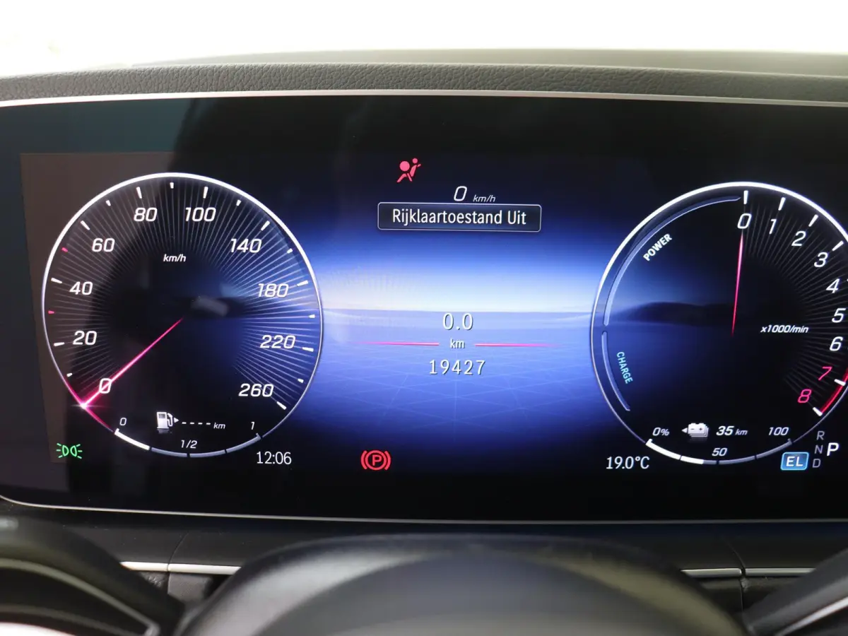 400 e 4MATIC AMG Line / Memory-Stoelen / Panaromadak / Trekhaak / Night-Pakket / Luchtvering / Burmeister /