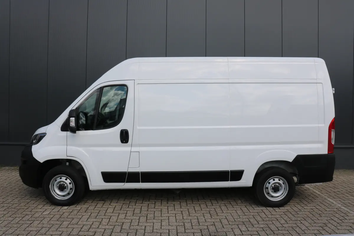 30 2.2 MultiJet L2H2 L2H2 | 120PK | TREKHAAK | A-CAMERA| | 2 symmetrische achterdeuren | Achteruitrijcamera | Automatische airconditioning
