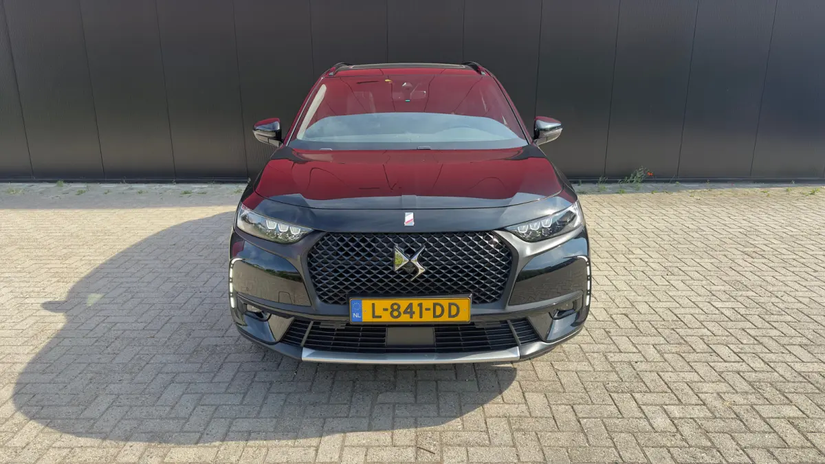 E-Tense 4x4 Performance Line+ | Trekhaak | Stoelverwarming Voor | Cruise Control | 360° Parkeercamera | Achterbank in delen neerklapbaar | Anti Blokkeer Systeem | Cruise control