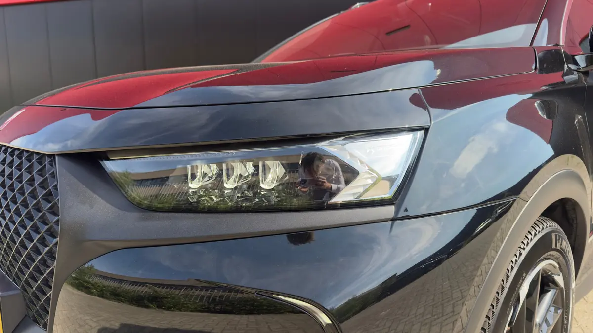E-Tense 4x4 Performance Line+ | Trekhaak | Stoelverwarming Voor | Cruise Control | 360° Parkeercamera | Achterbank in delen neerklapbaar | Anti Blokkeer Systeem | Cruise control