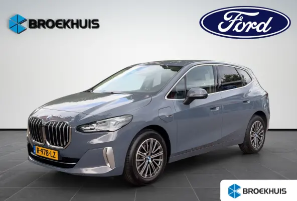 225e xDrive | Elekt. wegklapbare Trekhaak | 360 Camera | Head-Up Display | Leder