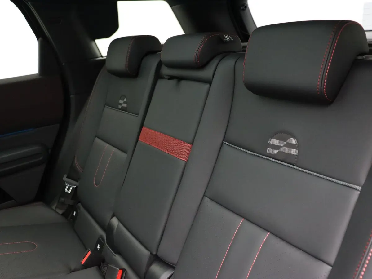 SE ALL4 JCW Pakket + Pakket XL + Glazen panoramadak + Parking Assistant Plus + Harman Kardon + Driving Assistant Professional + Elektrisch verstelbare stoelen + 20''