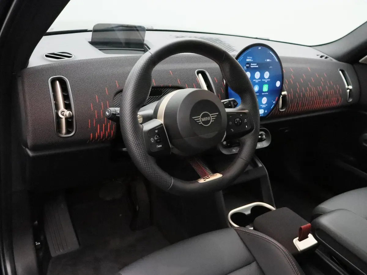 SE ALL4 JCW Pakket + Pakket XL + Glazen panoramadak + Parking Assistant Plus + Harman Kardon + Driving Assistant Professional + Elektrisch verstelbare stoelen + 20''