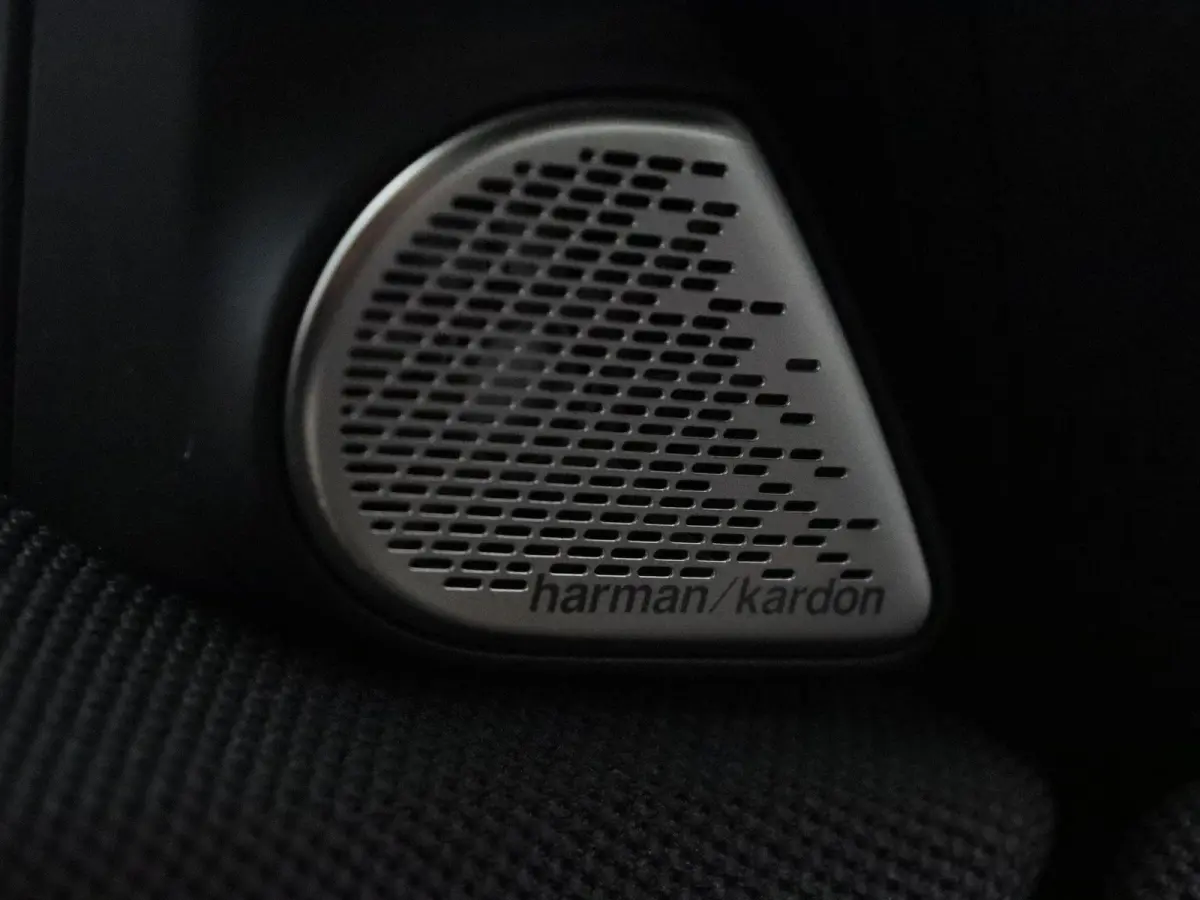 SE ALL4 JCW Pakket + Pakket XL + Glazen panoramadak + Parking Assistant Plus + Harman Kardon + Driving Assistant Professional + Elektrisch verstelbare stoelen + 20''